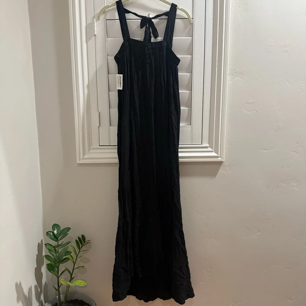 NWT Old Navy Black Maxi Dress - Size Small - Picture 3 of 4